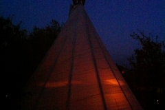 Tipi by night
